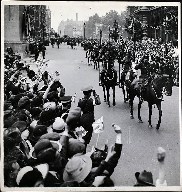 King George V - Victory Parade, 1914-18