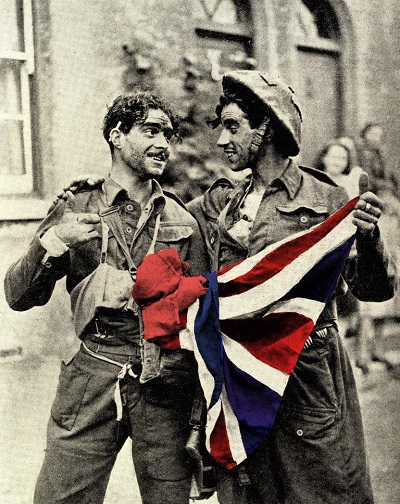two soldiers on return from the Dieppe Raid